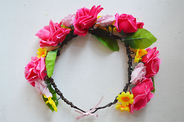How-to-Make-A-Flower-Crown